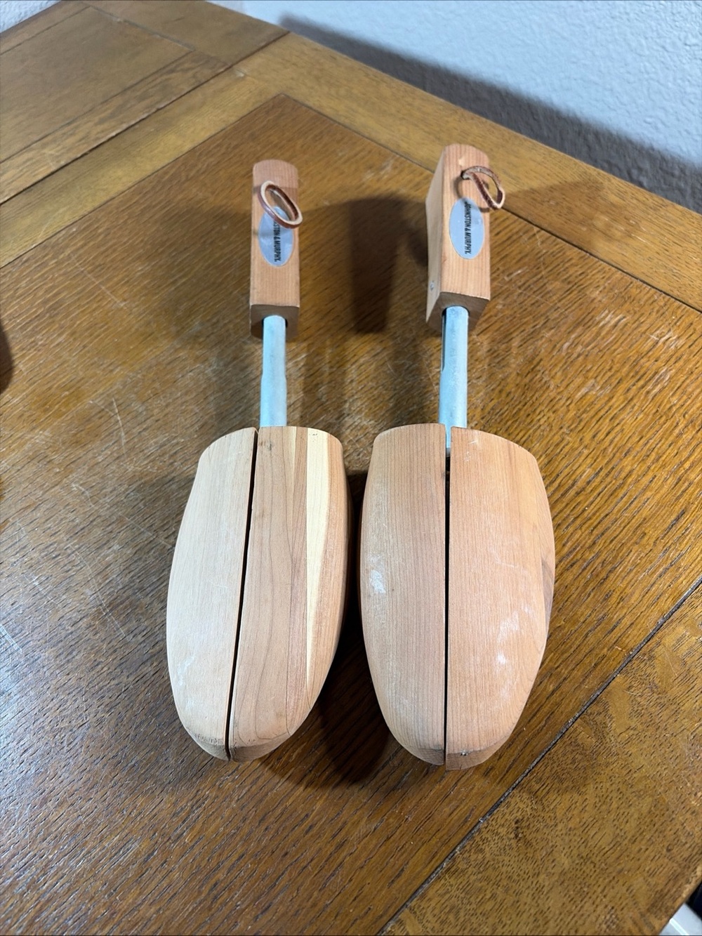 Johnson & Murphy Cedar Wood Shoe Tree Keeper Stretcher Adjustable Large
